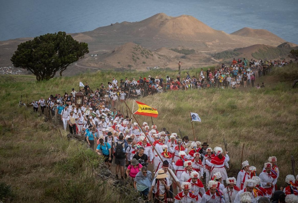 La Bajada de la Virgen de los Reyes en El Hierro