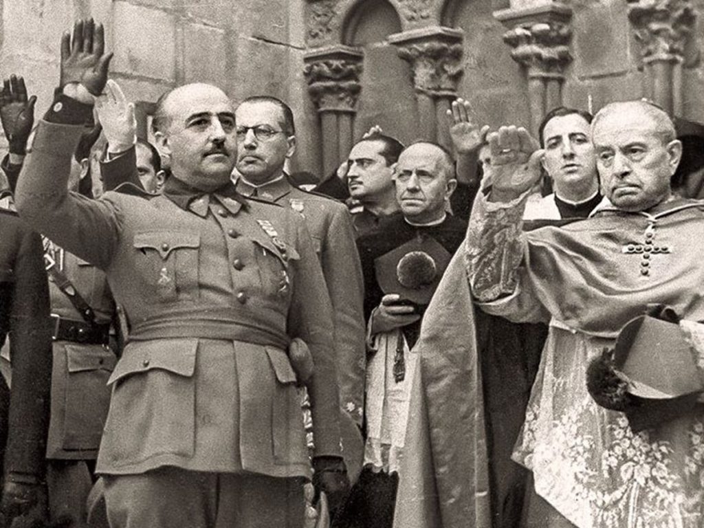 franco-y-la-iglesia